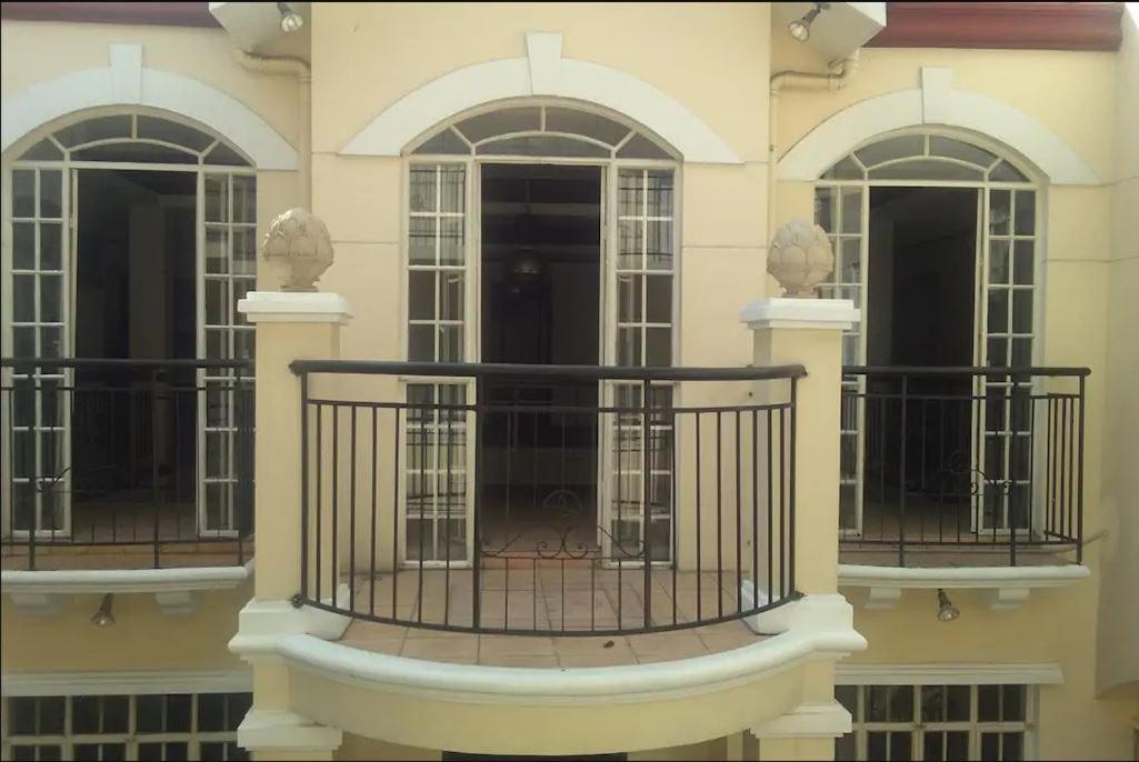 Mang Ben Dormitory Bandar Quezon Luaran gambar
